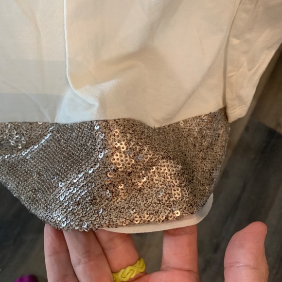 White House Black Market sequin‎ hem tee. Worn 2x. Retail 69 - Picture 7 of 8